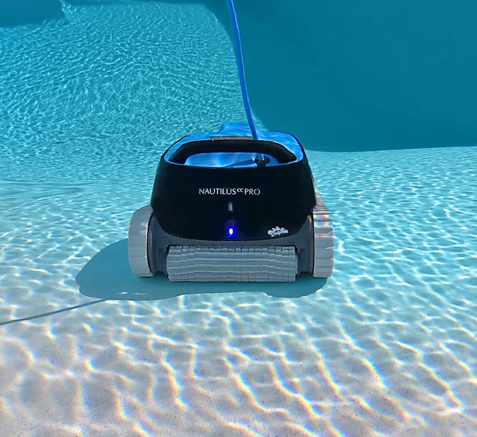 Dolphin Nautilus CC PRO Robotic Cleaner